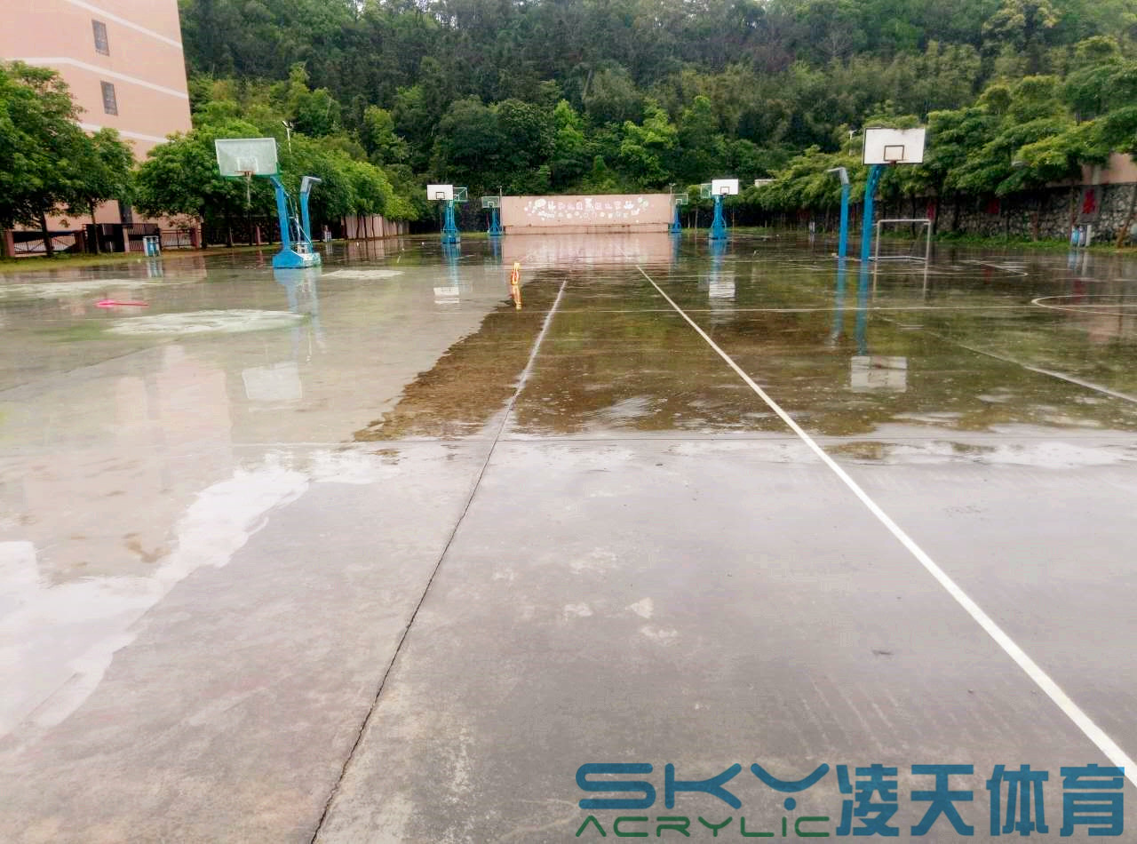 硅PU篮球场案例：广州市增城小楼中学5mm硅PU篮球